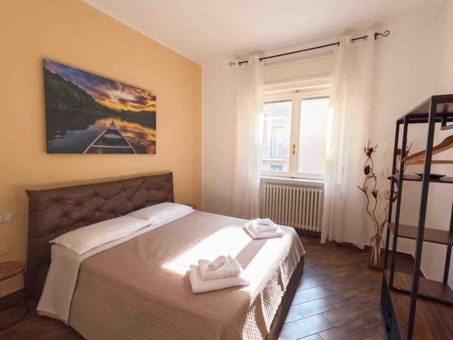 Appartamento Grazioso Con Parcheggio Privato Piacenza Exterior photo